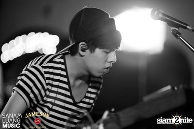 คอนเสิร์ต อพาร์ทเม้นท์ คุณป้า ที่ ปาร์กกิ้งทอย วัด — photo 61