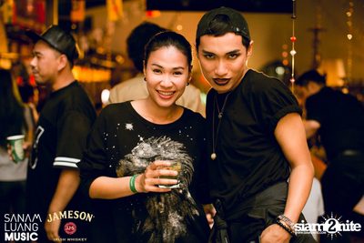 คอนเสิร์ต อพาร์ทเม้นท์ คุณป้า ที่ ปาร์กกิ้งทอย วัด — photo 100