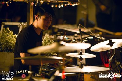 คอนเสิร์ต อพาร์ทเม้นท์ คุณป้า ที่ ปาร์กกิ้งทอย วัด — photo 112
