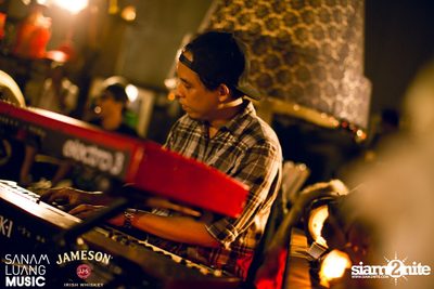 คอนเสิร์ต อพาร์ทเม้นท์ คุณป้า ที่ ปาร์กกิ้งทอย วัด — photo 171