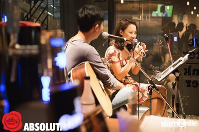 Absolut presents La Femme Drink Society at 7th Street — photo 10