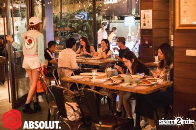 Absolut presents La Femme Drink Society at 7th Street — photo 12