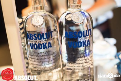 Absolut presents La Femme Drink Society at 7th Street — photo 16