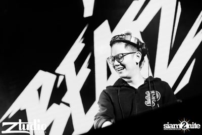 Grey Goose นำเสนอ TGIF : TV Noise ที่ สตูดิโอ ไลฟ์ ฮอลล์ — photo 23