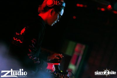 Grey Goose นำเสนอ TGIF : TV Noise ที่ สตูดิโอ ไลฟ์ ฮอลล์ — photo 27