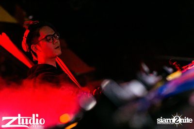 Grey Goose นำเสนอ TGIF : TV Noise ที่ สตูดิโอ ไลฟ์ ฮอลล์ — photo 28