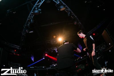 Grey Goose นำเสนอ TGIF : TV Noise ที่ สตูดิโอ ไลฟ์ ฮอลล์ — photo 30