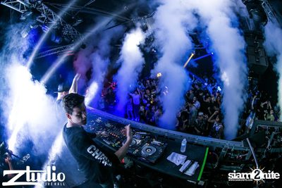 Grey Goose นำเสนอ TGIF : TV Noise ที่ สตูดิโอ ไลฟ์ ฮอลล์ — photo 33