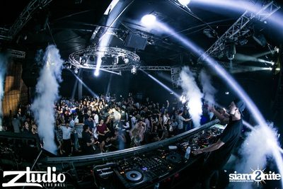 Grey Goose นำเสนอ TGIF : TV Noise ที่ สตูดิโอ ไลฟ์ ฮอลล์ — photo 42