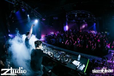 Grey Goose นำเสนอ TGIF : TV Noise ที่ สตูดิโอ ไลฟ์ ฮอลล์ — photo 43