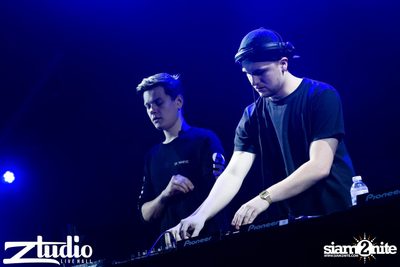 Grey Goose นำเสนอ TGIF : TV Noise ที่ สตูดิโอ ไลฟ์ ฮอลล์ — photo 63