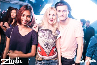 Grey Goose นำเสนอ TGIF : TV Noise ที่ สตูดิโอ ไลฟ์ ฮอลล์ — photo 77