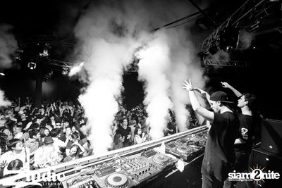 Grey Goose นำเสนอ TGIF : TV Noise ที่ สตูดิโอ ไลฟ์ ฮอลล์ — photo 98