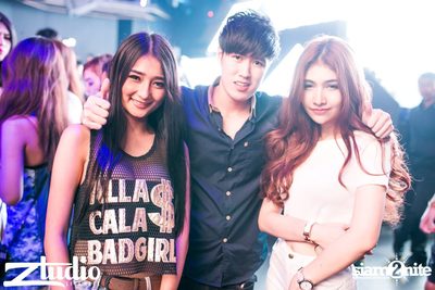Grey Goose นำเสนอ TGIF : TV Noise ที่ สตูดิโอ ไลฟ์ ฮอลล์ — photo 104