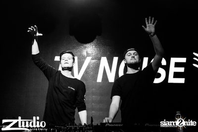 Grey Goose นำเสนอ TGIF : TV Noise ที่ สตูดิโอ ไลฟ์ ฮอลล์ — photo 105