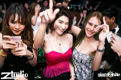 Grey Goose นำเสนอ TGIF : TV Noise ที่ สตูดิโอ ไลฟ์ ฮอลล์ — photo 110