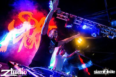 Grey Goose นำเสนอ TGIF : TV Noise ที่ สตูดิโอ ไลฟ์ ฮอลล์ — photo 132