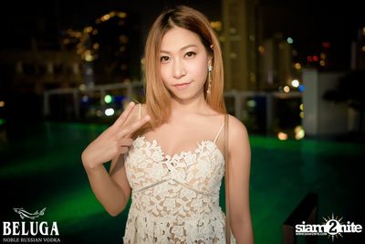 Pool Party with Tall Sasha & Ornny at Radisson Blu Plaza — photo 13