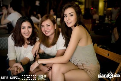 Seenspace Invasion ที่ร้าน Clouds, Fat'R Gut'z และ BREW Beers & Ciders — photo 22