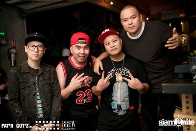 Seenspace Invasion ที่ร้าน Clouds, Fat'R Gut'z และ BREW Beers & Ciders — photo 29