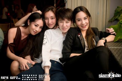 Seenspace Invasion ที่ร้าน Clouds, Fat'R Gut'z และ BREW Beers & Ciders — photo 36