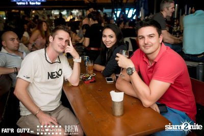 Seenspace Invasion ที่ร้าน Clouds, Fat'R Gut'z และ BREW Beers & Ciders — photo 38