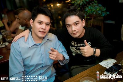 Seenspace Invasion ที่ร้าน Clouds, Fat'R Gut'z และ BREW Beers & Ciders — photo 39