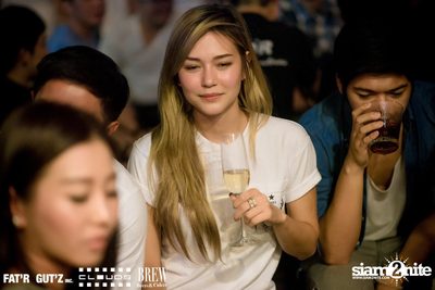 Seenspace Invasion ที่ร้าน Clouds, Fat'R Gut'z และ BREW Beers & Ciders — photo 99