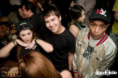 Tony Touch ที่ ดิ ไอร่อน แฟรี่, สุขุมวิท ซอย 55 — photo 12
