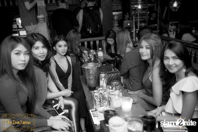 Tony Touch ที่ ดิ ไอร่อน แฟรี่, สุขุมวิท ซอย 55 — photo 43