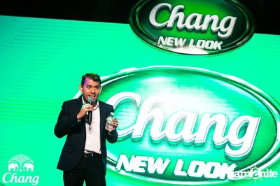 Chang Drinking Water - Chang New Look at EmQuartier — photo 24