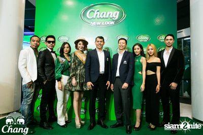 Chang Drinking Water - Chang New Look at EmQuartier — photo 41