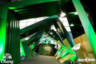 Chang Drinking Water - Chang New Look at EmQuartier — photo 47