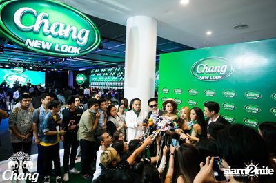 Chang Drinking Water - Chang New Look at EmQuartier — photo 52