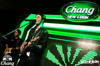 Chang Drinking Water - Chang New Look at EmQuartier — photo 66