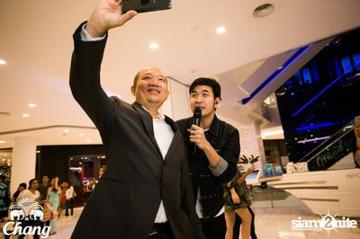 Chang Drinking Water - Chang New Look at EmQuartier — photo 78