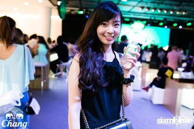 Chang Drinking Water - Chang New Look at EmQuartier — photo 92