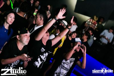 Grey Goose นำเสนอ TGIF : Lucky Date ที่ สตูดิโอ ไลฟ์ ฮอลล์ — photo 33