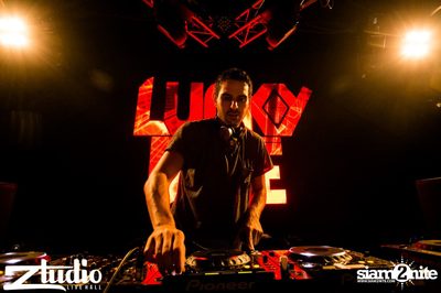 Grey Goose นำเสนอ TGIF : Lucky Date ที่ สตูดิโอ ไลฟ์ ฮอลล์ — photo 52