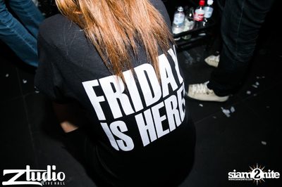 Grey Goose นำเสนอ TGIF : Lucky Date ที่ สตูดิโอ ไลฟ์ ฮอลล์ — photo 82