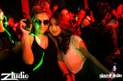 Grey Goose นำเสนอ TGIF : Lucky Date ที่ สตูดิโอ ไลฟ์ ฮอลล์ — photo 101