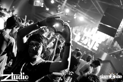 Grey Goose นำเสนอ TGIF : Lucky Date ที่ สตูดิโอ ไลฟ์ ฮอลล์ — photo 104