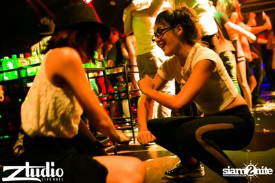 Grey Goose นำเสนอ TGIF : Lucky Date ที่ สตูดิโอ ไลฟ์ ฮอลล์ — photo 105