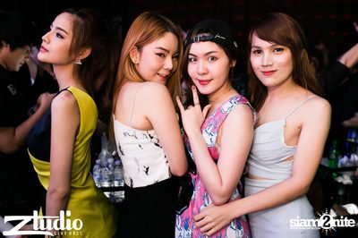 Grey Goose นำเสนอ TGIF : Lucky Date ที่ สตูดิโอ ไลฟ์ ฮอลล์ — photo 108