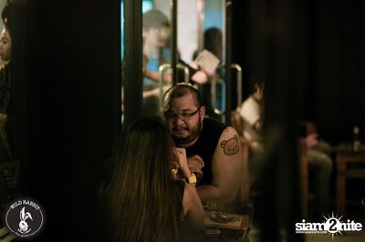 คอนเสิร์ต Greasy Cafe ที่ ไวลด์ แรบบิท, พหลโยธิน ซอย 19/1 — photo 7