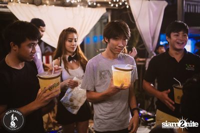 คอนเสิร์ต Greasy Cafe ที่ ไวลด์ แรบบิท, พหลโยธิน ซอย 19/1 — photo 30