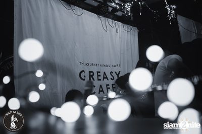 คอนเสิร์ต Greasy Cafe ที่ ไวลด์ แรบบิท, พหลโยธิน ซอย 19/1 — photo 58
