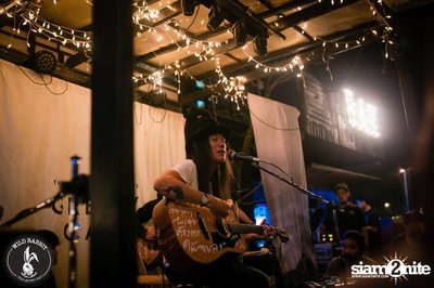 คอนเสิร์ต Greasy Cafe ที่ ไวลด์ แรบบิท, พหลโยธิน ซอย 19/1 — photo 64