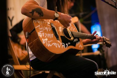 คอนเสิร์ต Greasy Cafe ที่ ไวลด์ แรบบิท, พหลโยธิน ซอย 19/1 — photo 67