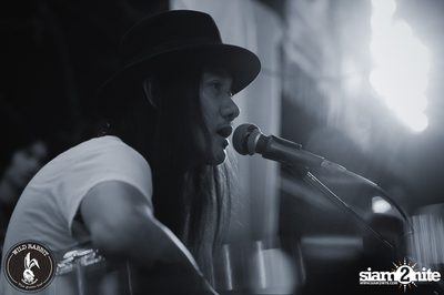 คอนเสิร์ต Greasy Cafe ที่ ไวลด์ แรบบิท, พหลโยธิน ซอย 19/1 — photo 69